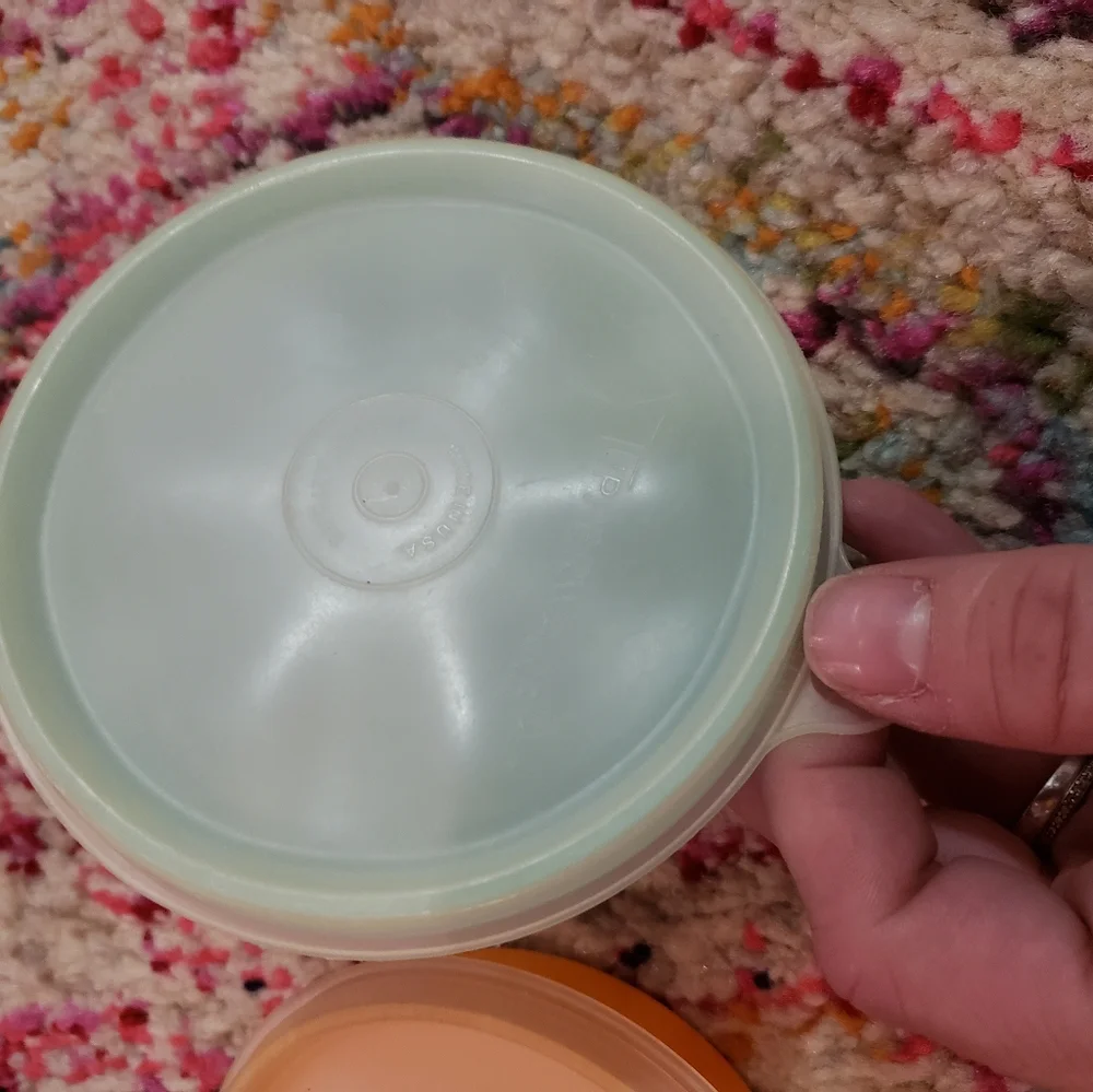 Tupperware mini/small rounds Vintage